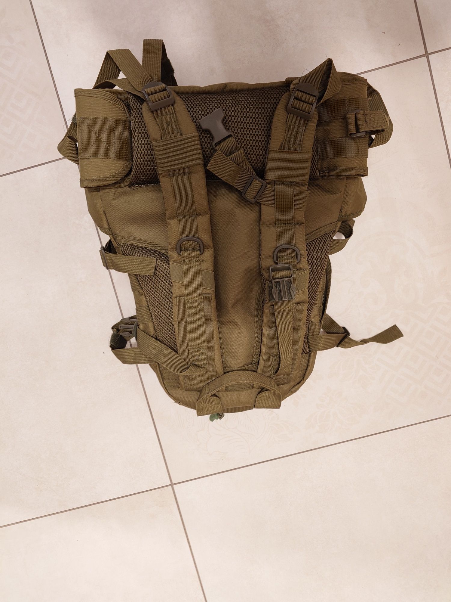 Plecak Badger Outdoor Gunny 30 l Olive z noszakiem na hełm