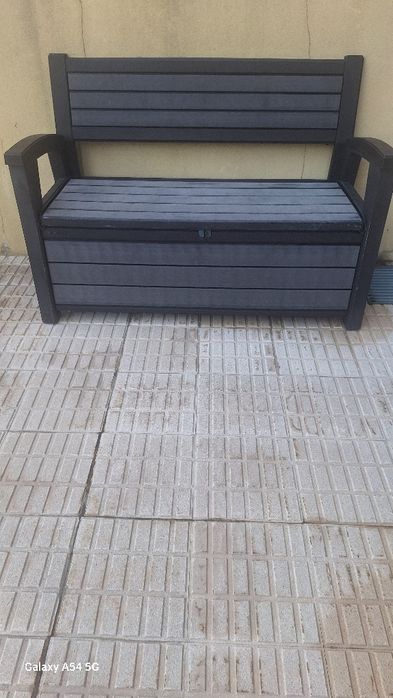 Movel de jardim com arrumação