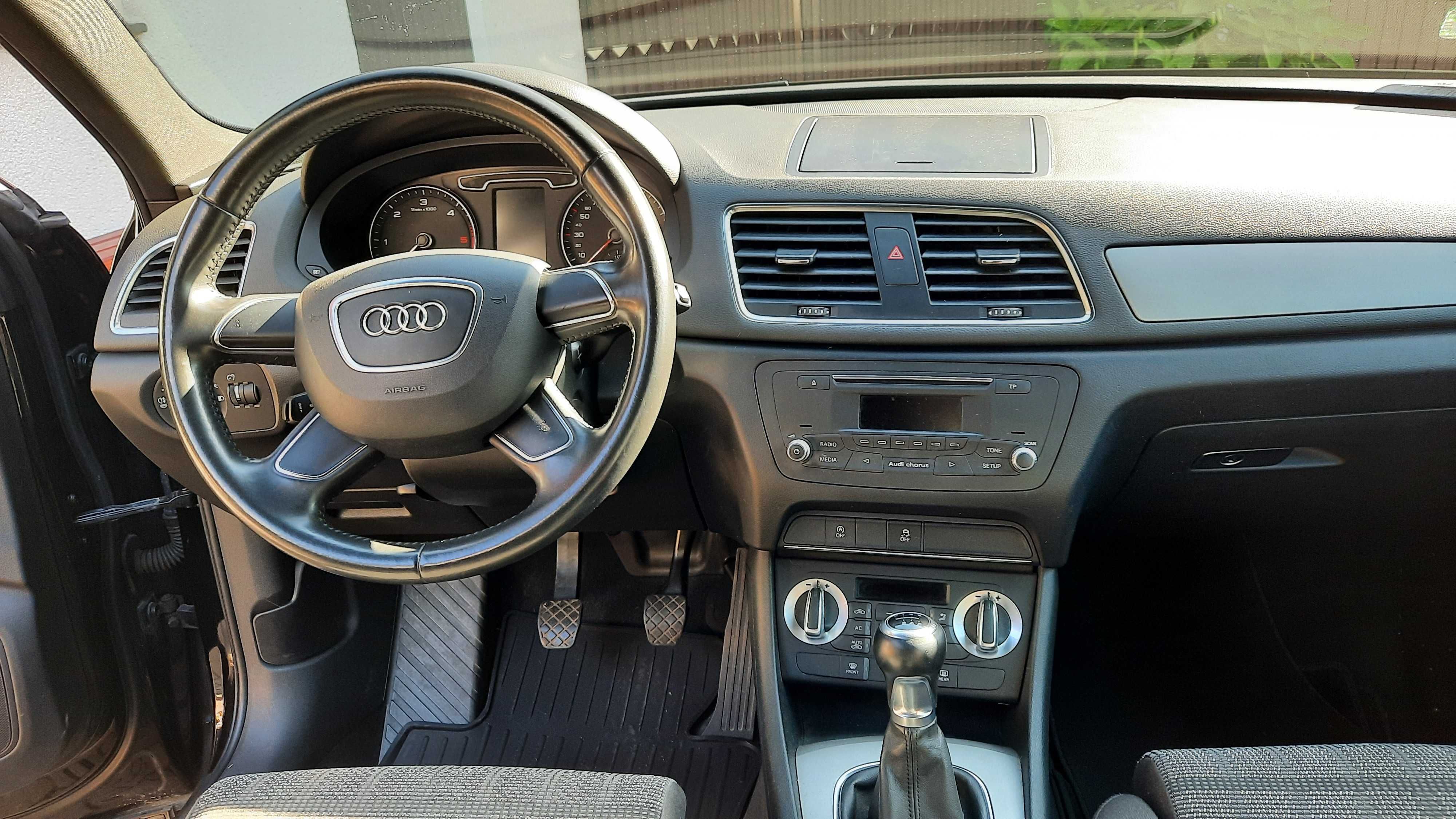 Audi  Q-3   2,0 TDI  140KM.