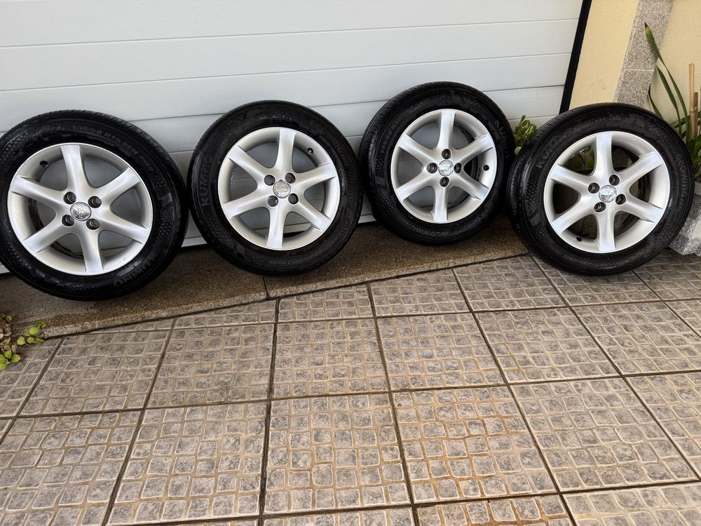 4 jantes especiais toyota