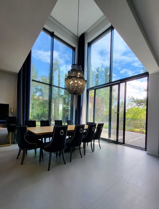 Nowoczesny dom - działka ponad 23 ar