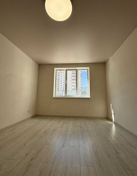 Продаж 1-кімнатної квартири • Озерна • ЖК «Приозерний»