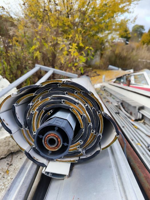 Geze brama garażowa szybkobieżna rolowana 250x350cm