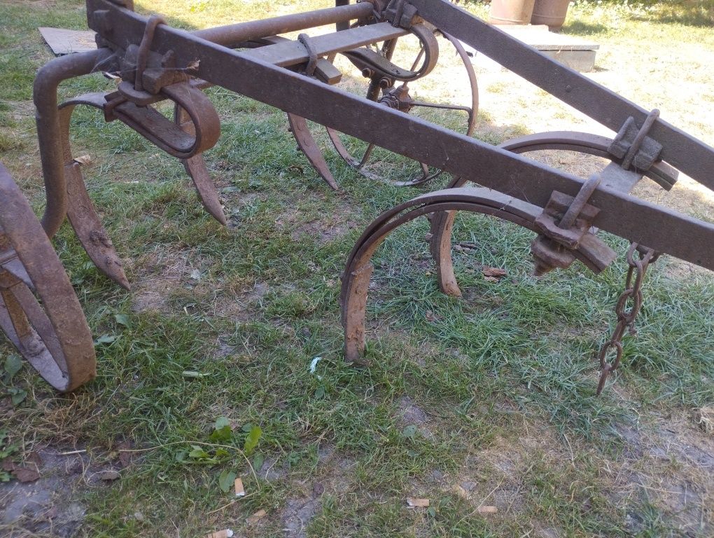 Продам культиватор до міні трактора