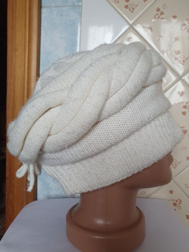 Женская теплая шапка на 58-60 меховая повязка на 54-56
