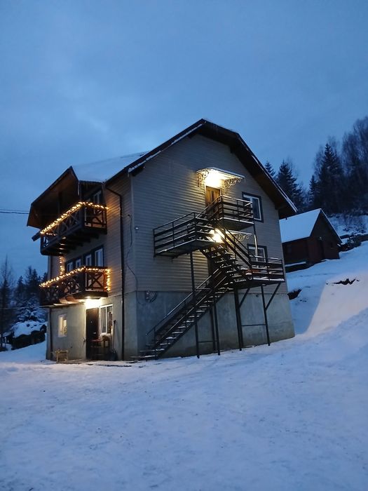 Відпочинок у  Карпатах, садиба "Пташиний  спів"