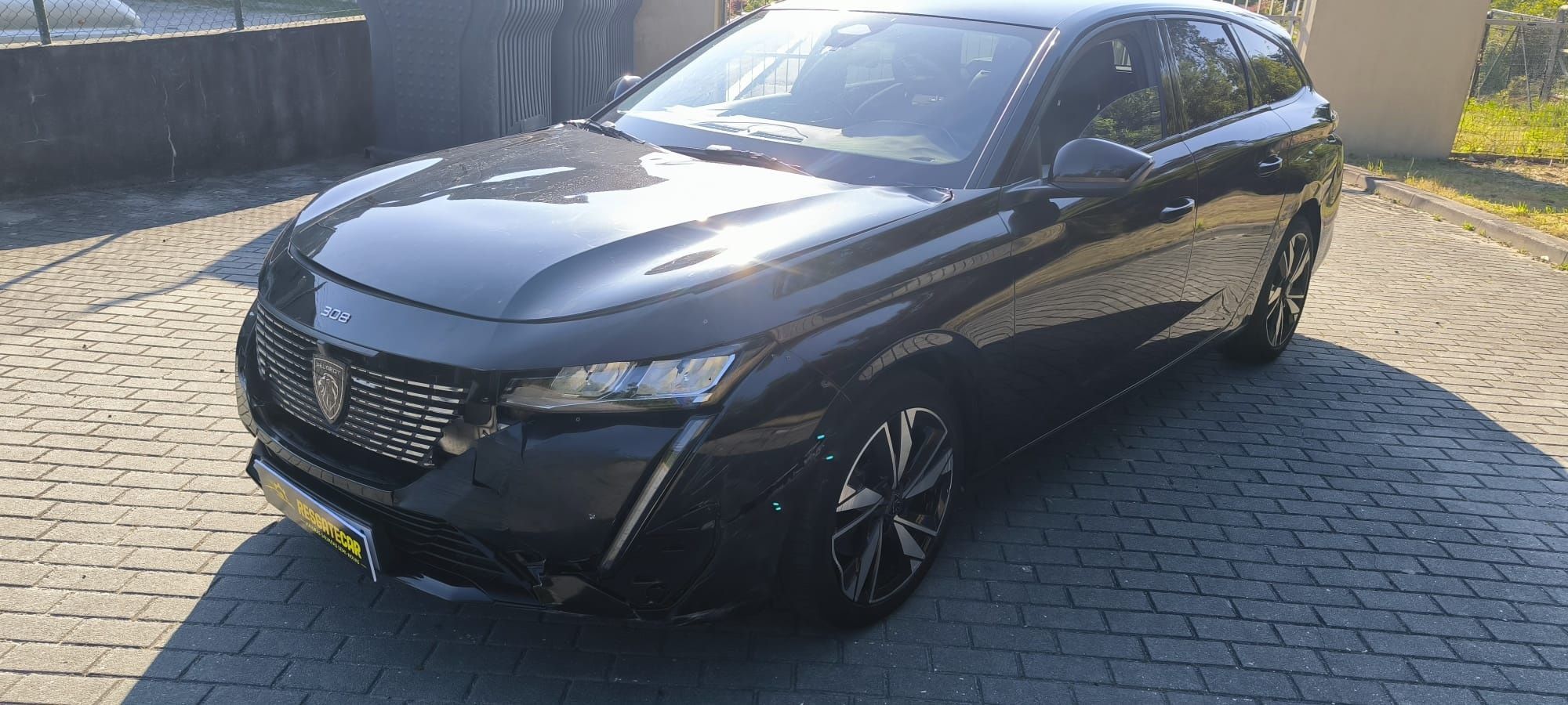 Peugeot 308 1.5 salvado