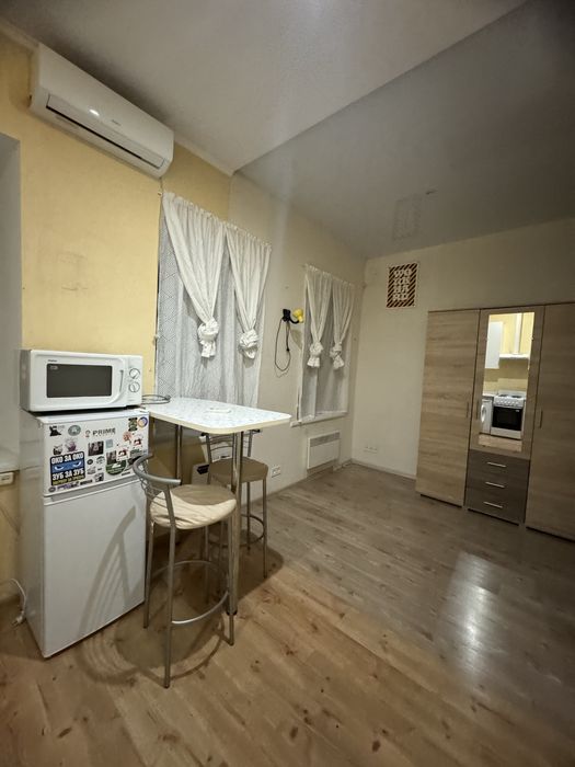 Актуально! Сдам 1к.кв студию, низ пр. Мазепы .