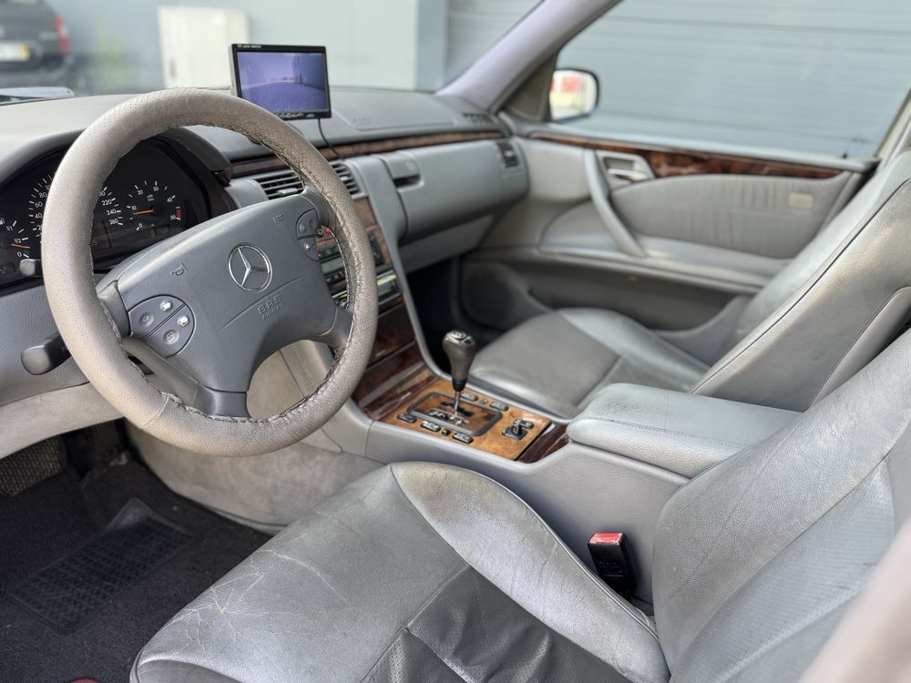 Mercedes-benz E320 cdi w210