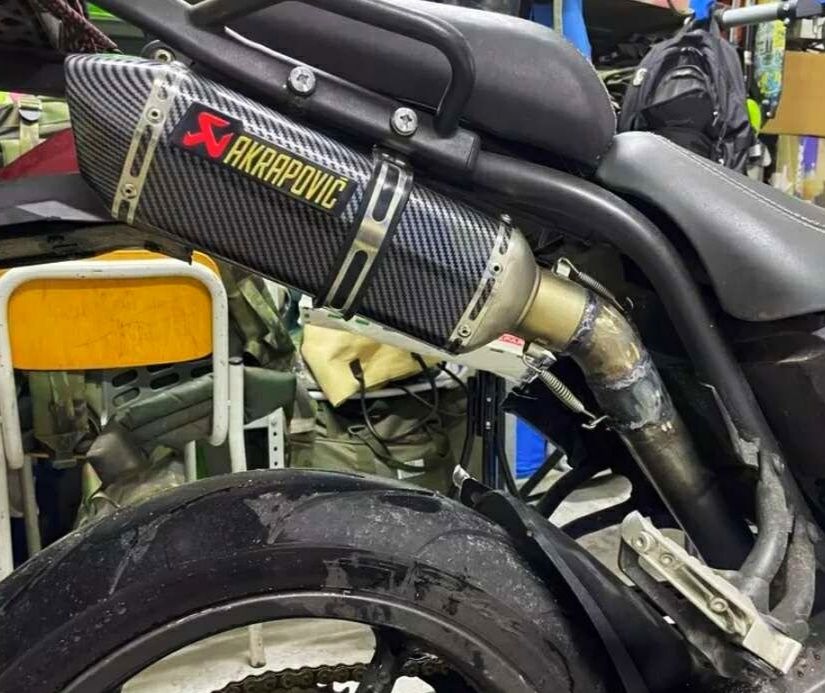 Выхлоп прямоток глушник Акрапович глушитель Akrapovic Alfa Эндуро ktm