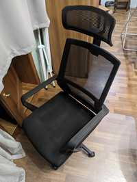 Крісло з ткані під ремонт чи на запчастини