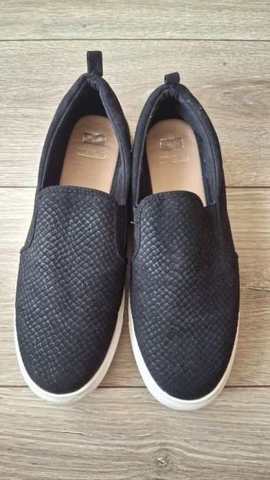 Макасіни, кеди, сліпони 41 розмір