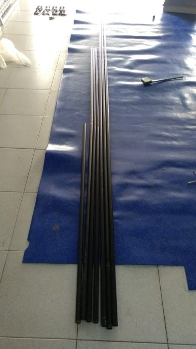 6 Varões de cortinados extensíveis com pleias e pontas