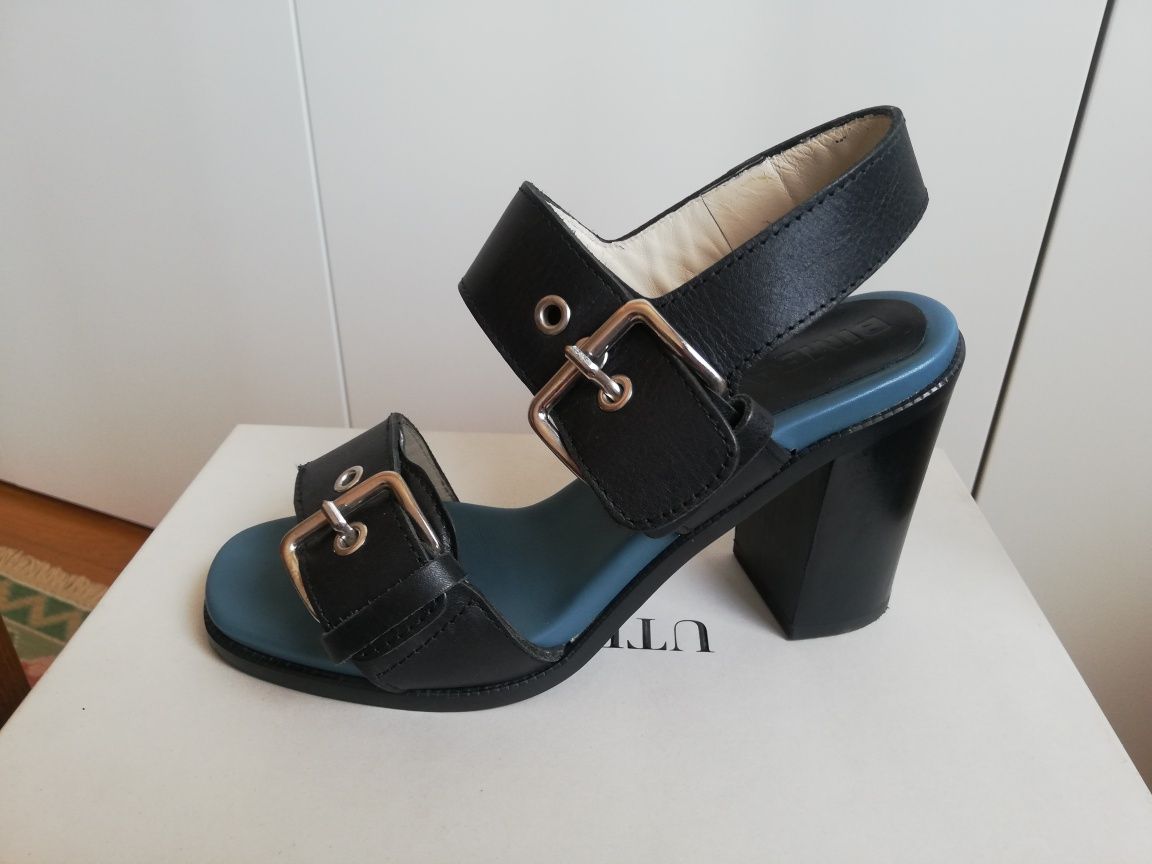 Sandálias Bimba & Lola
