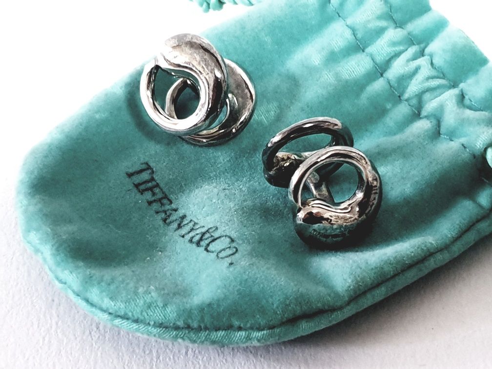 Maravilhosos botões de punho Tiffany & Co -Elsa Peretti eternal circle