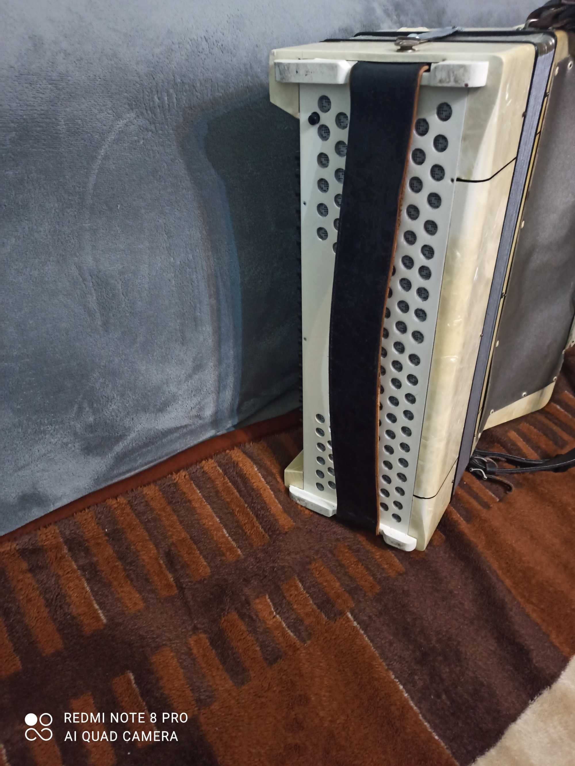 Akordeon hohner 120 bas 4 chóry