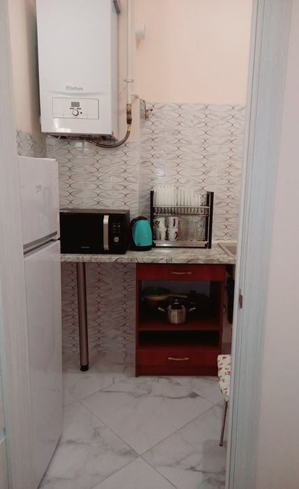 Подобово 1-к.кв.біля ж/д,10 хв.Оперний- 2-6 осіб(ЦІНА ДОГОВІРНА))