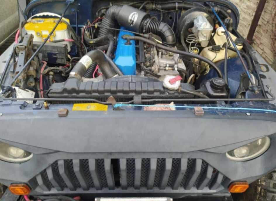 Jeep Wrangler 4,0 R6 184KM 4x4 MANUAL