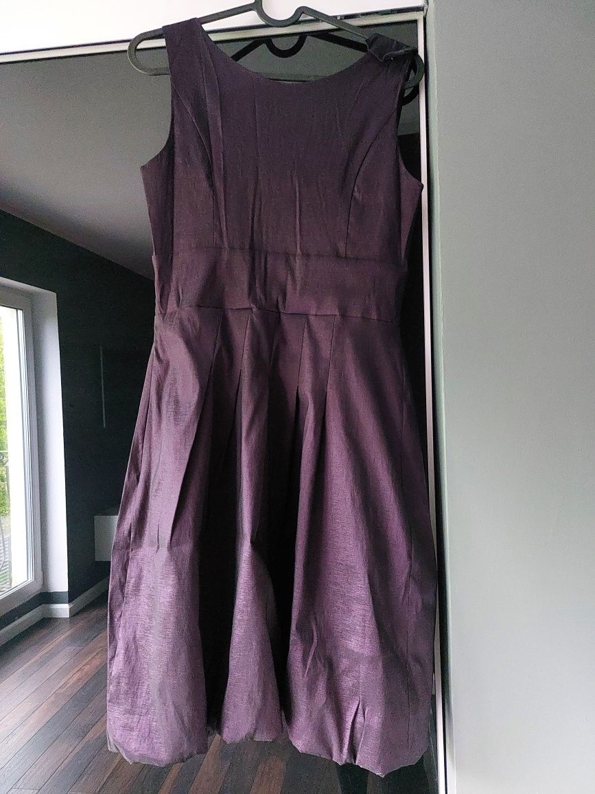 Fioletowa metaliczną sukienka z kokardą