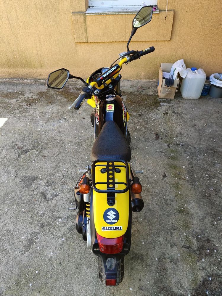 Мопед Suzuki Street Magic II