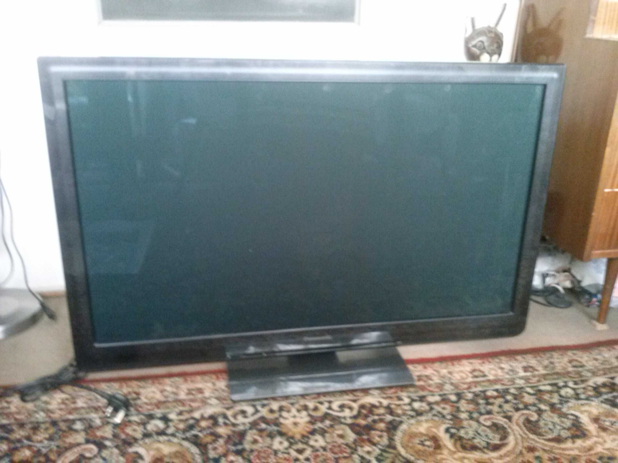 Telewizor Panasonic Viera 42 do naprawy, 100 zł.