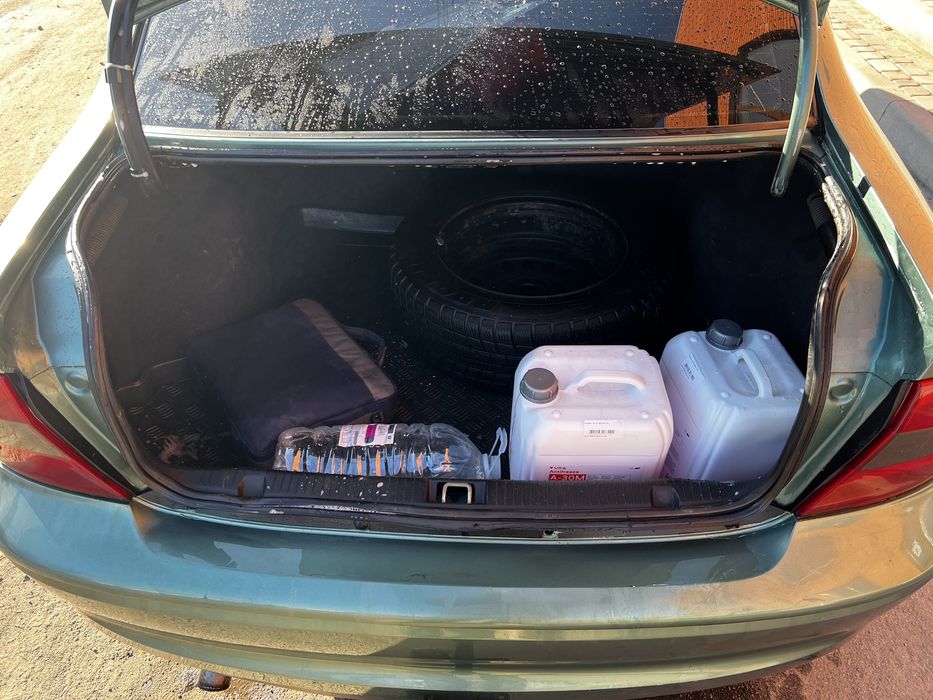 Опель вектра Б 2000р