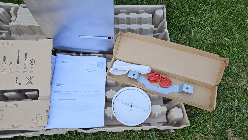 Okap kuchenny kominowy Bosh DWB67JP50 stal nierdzewna