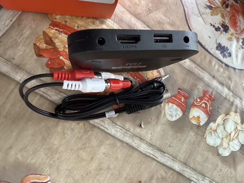 Odwarzqcz multimedialny Mi Box