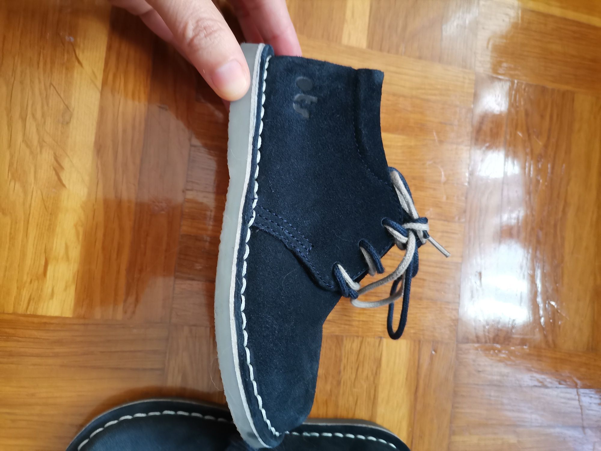 Sapatos em camurça  azul n 24