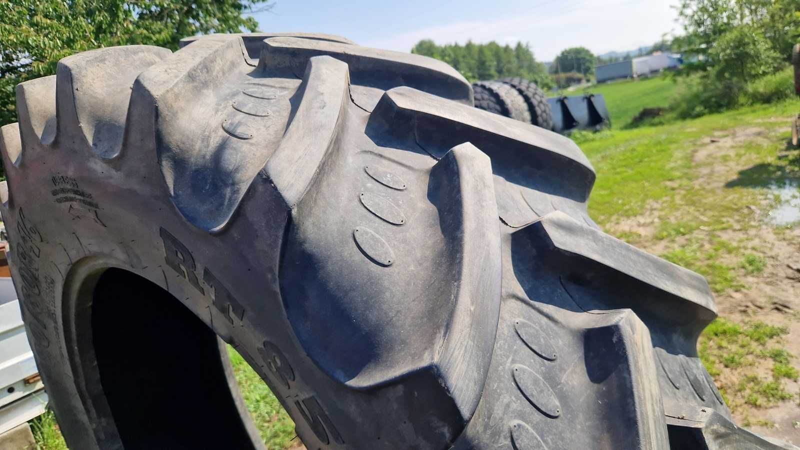 480/80r46 18.4r46 480/80-46 BKT 90% bieżnik