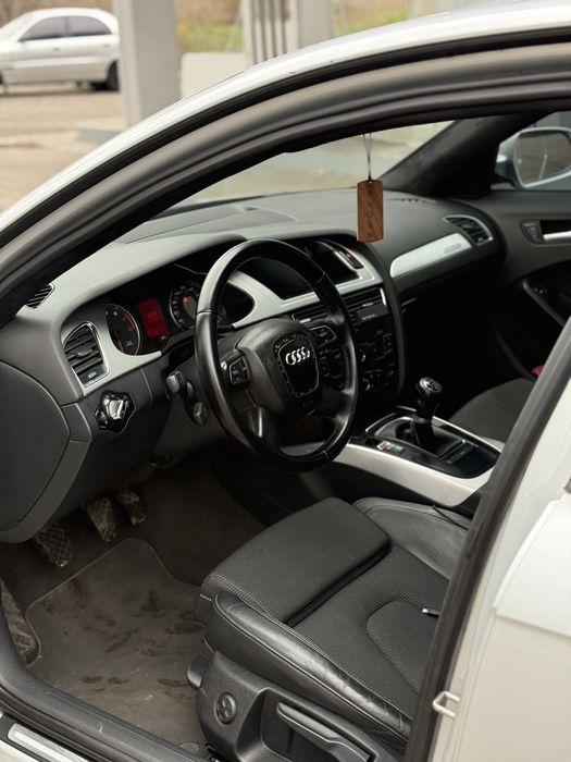 Продам audi a4b8 2.0 quattro