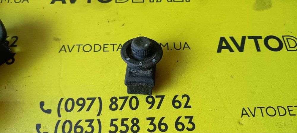 Блок управління дзеркалами заднього виду Renault Megane 2 8200002442