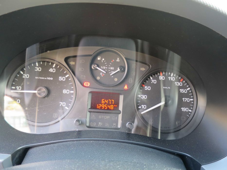 Citroen Berlingo Longo L2 3 Lugares Classe 1 nas Portagens bem mantido