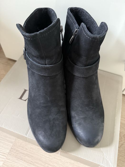 Zamszowe botki Lasocki