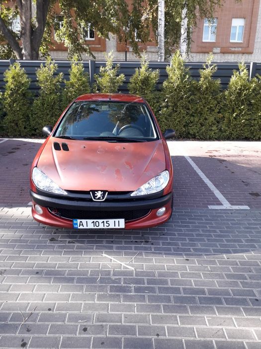Продам автомобіль Пижо 206