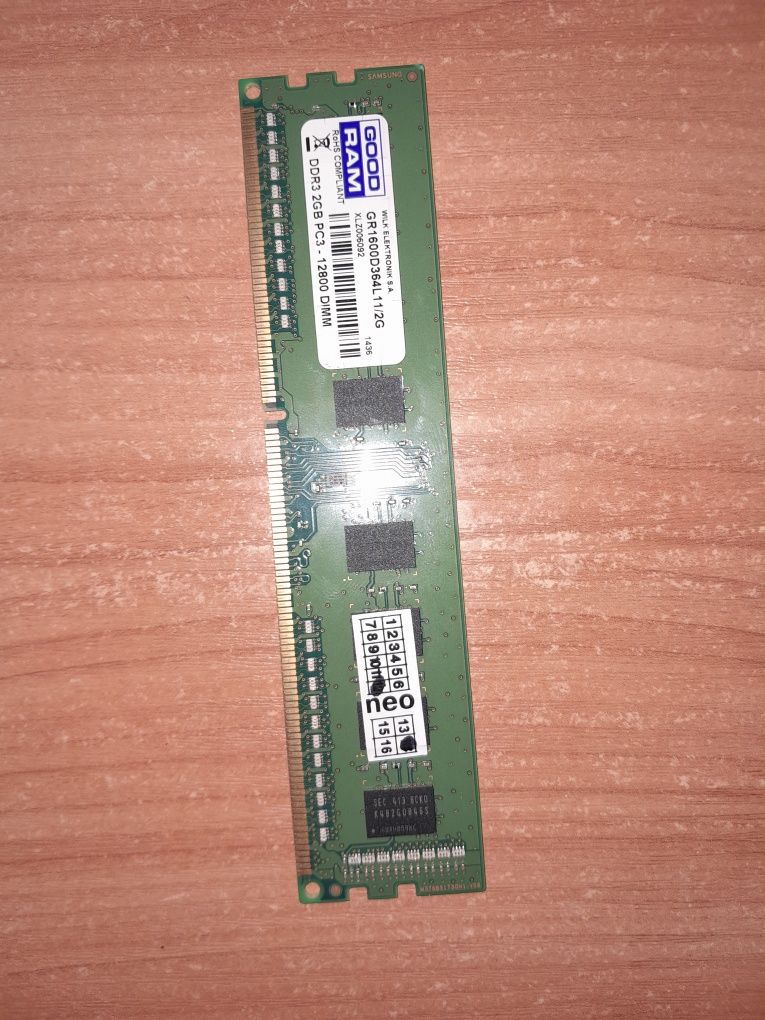 Оперативная пам'ять DDR3 2Gb 1600 MHz