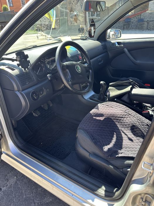 Продам skoda octavia tour