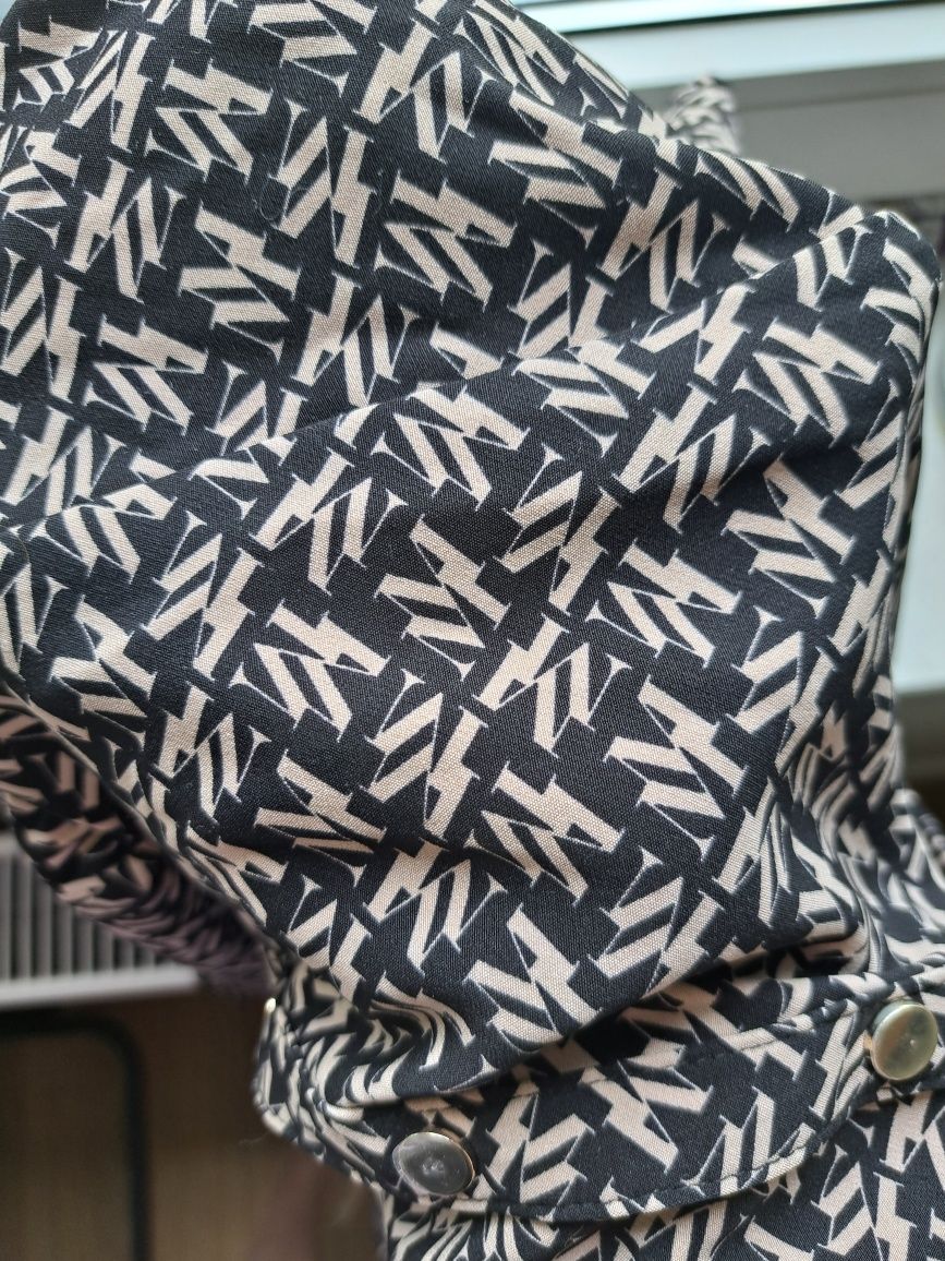Sukienka elegancka z kołnierzykiem Mohito r.38