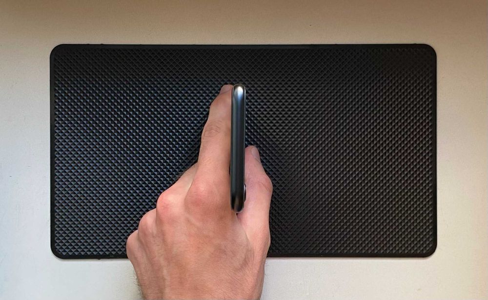 Отличный - iPhone SE 2022 - 64 гб - 98% АКБ - NEVERLOCK - MIDNIGHT