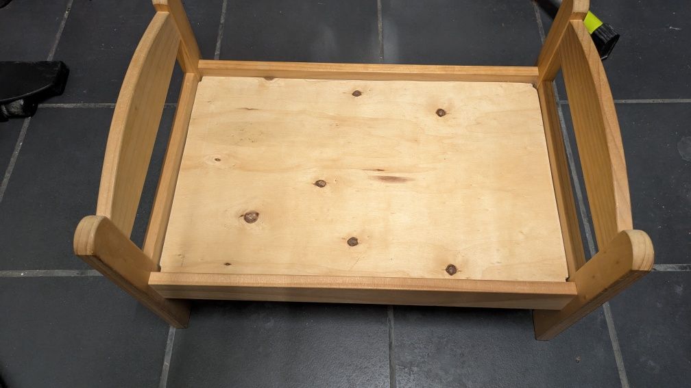 Cama de brincar criança
