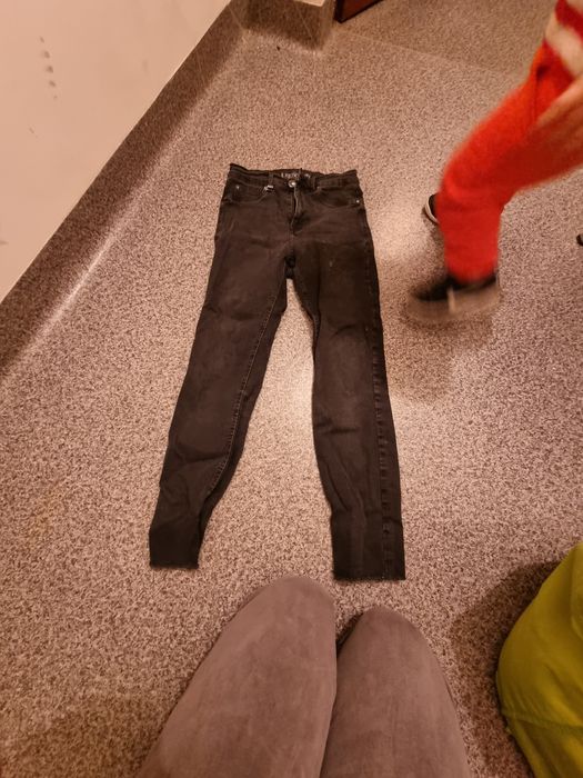 spodnie z metki 28
