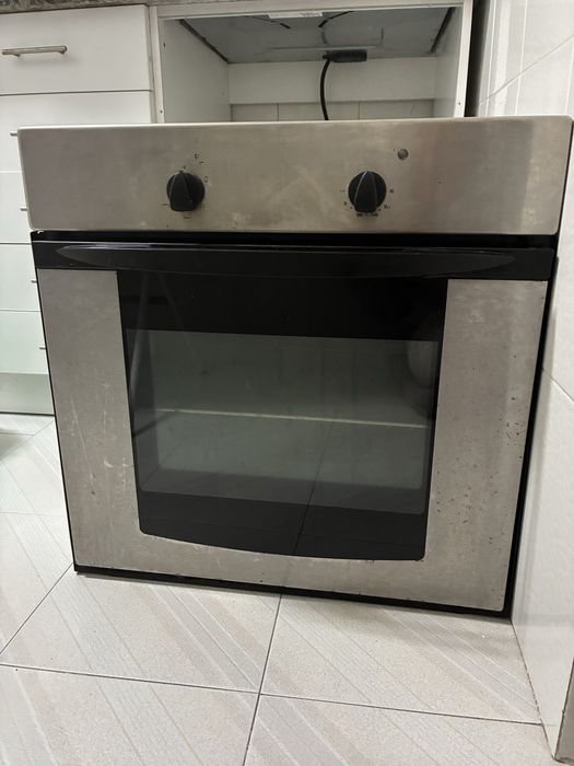 Forno indesit funciona