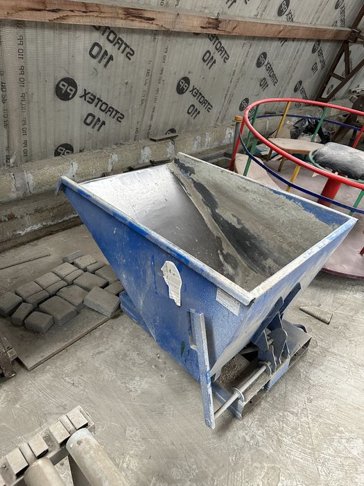 Вібропрес, напів автоматична лінія для виговлення блоків та  бруківки