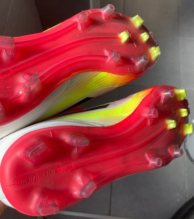 Chuteiras de Futebol Adidas F50 League FG/MG Branco