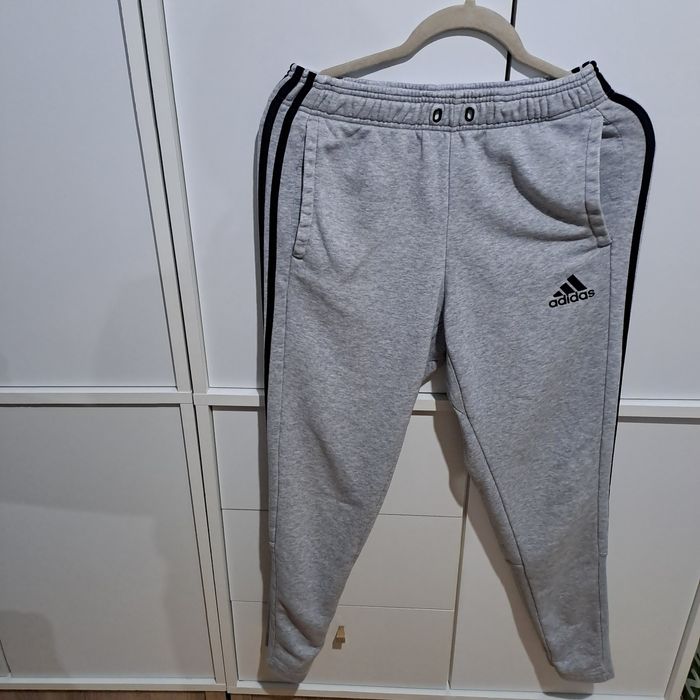 Spodnie dresowe adidas S