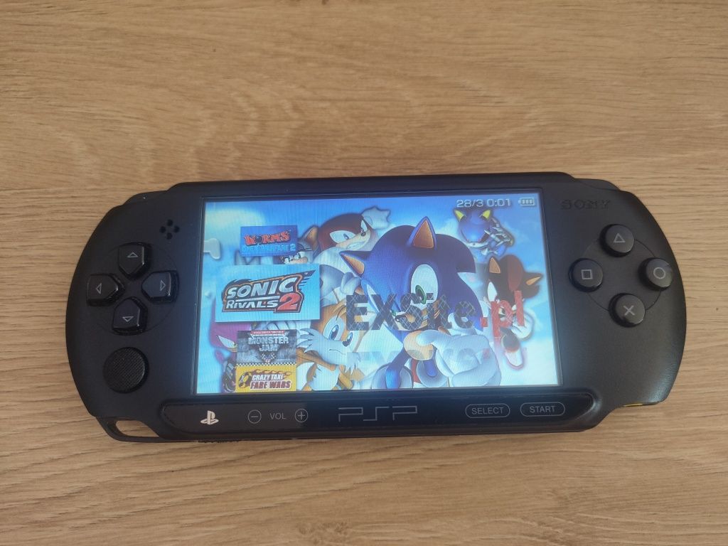 Konsola PlayStation Portable E1004 CB