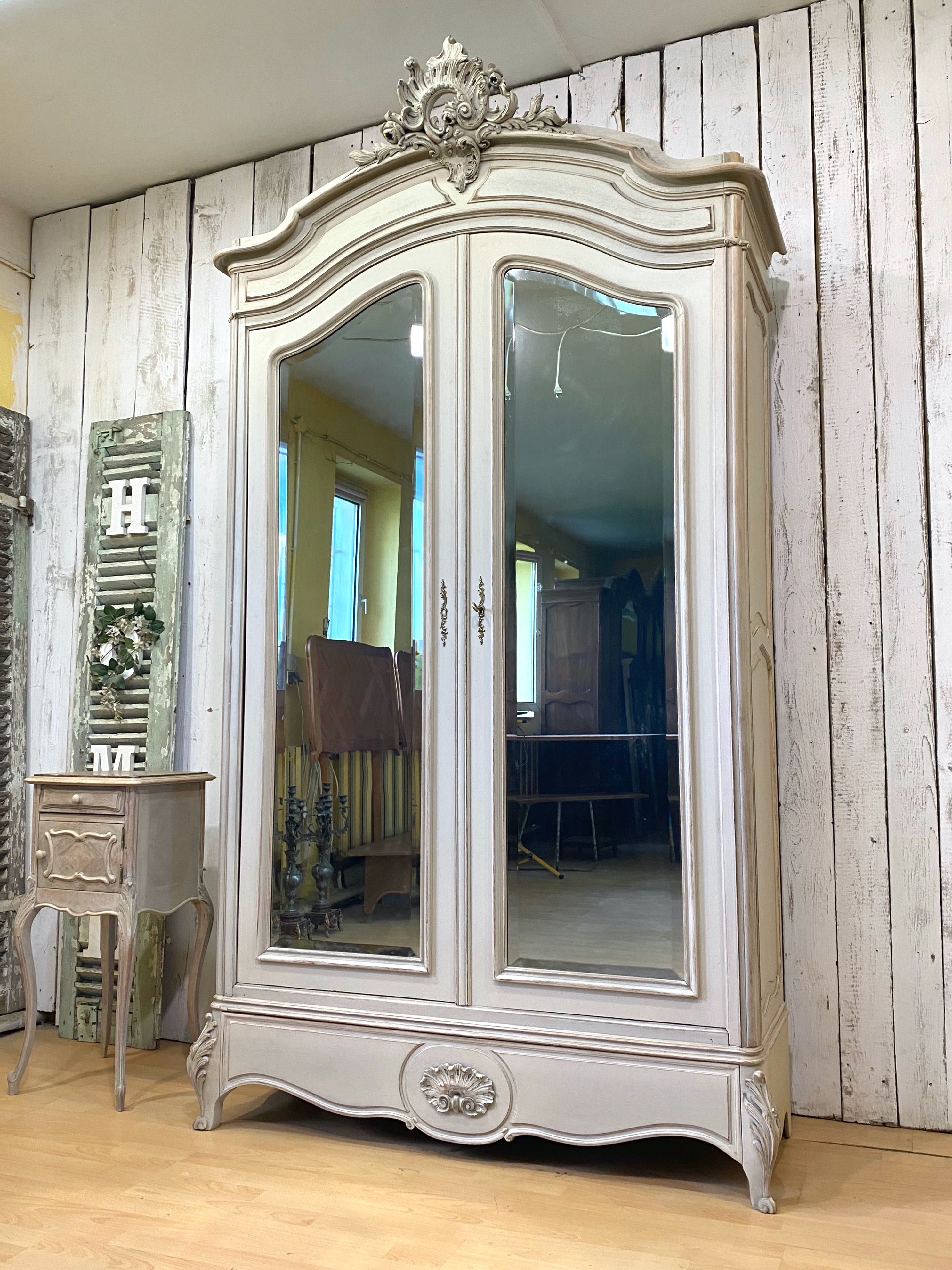 Szafa 2 drzwiowa w stylu LUDWIK XV 1904 rok krem