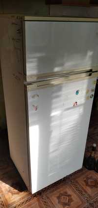 Продаю холодильник  Рабочий