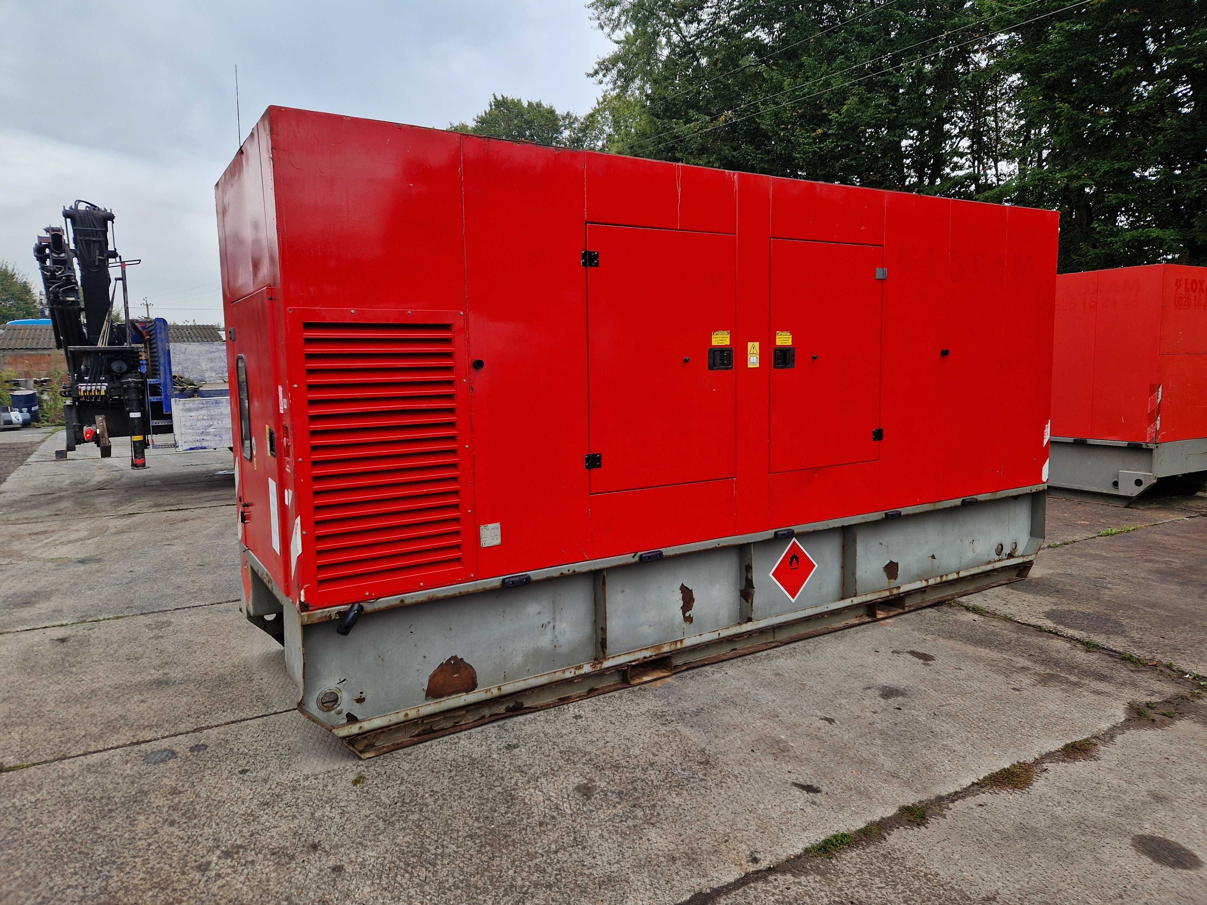 Генератор, електрогенераторна установка Doosan (SDMO) G400