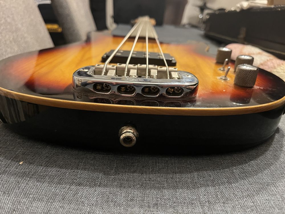 G&L L1500 Gitara basowa Made in USA